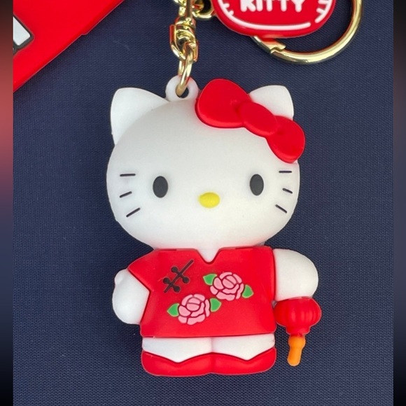 Hello Kitty Keychain - Chinese New Year Kitty - Picture 2 of 10